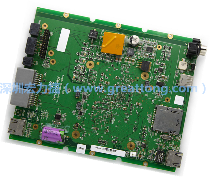 提出實驗數(shù)據(jù)佐證OSP表面處理的焊接強度比ENIG表面處理PCB來得強。但也證實OSP的焊錫強度會隨著時間老化而變差，所以，產(chǎn)品賣到市場上越久，其不良率應該會越高